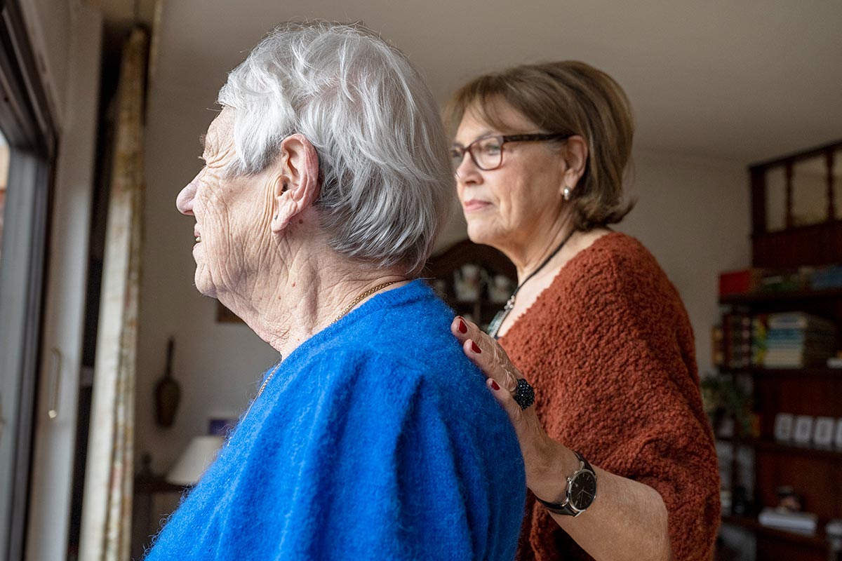 how-to-move-a-parent-with-dementia-to-assisted-living